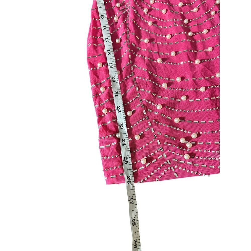 Women's Bodycon Super Pearly Pink Lace Dress - Picture 4 of 7